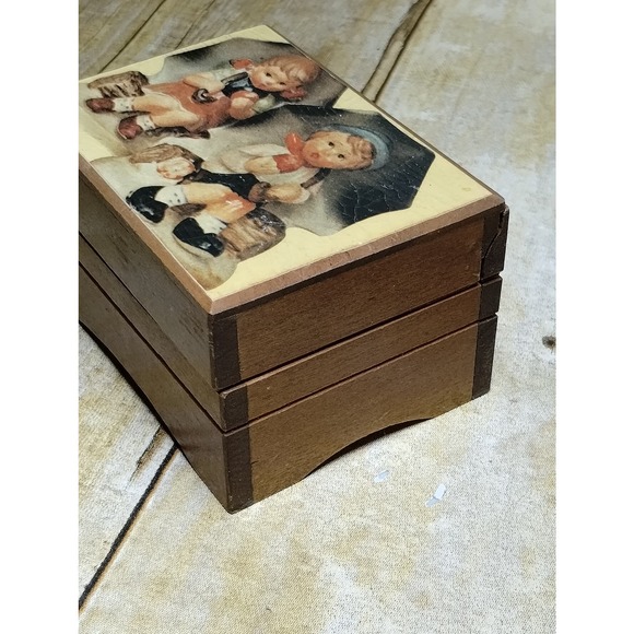 Vtg Hummel Kids Wood Music Box Japan  (ebab) - Picture 7 of 8